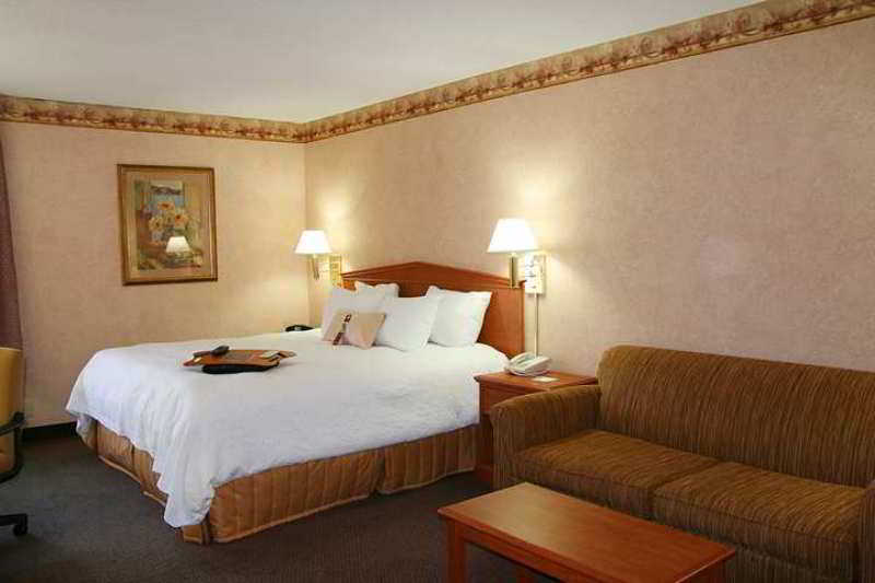 Hampton Inn Columbus/Dublin Oda fotoğraf
